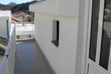 پانسیون Apartments Popović