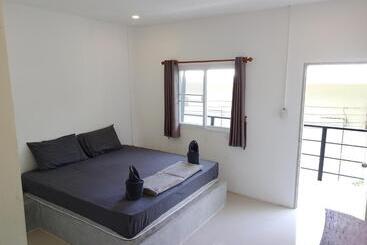 هاستل Live In Leaf Koh Tao