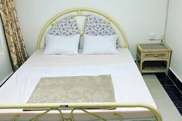 Guesthouse Sagami Cambodia   Hostel