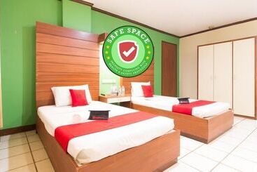 فندق Reddoorz Near Centrio Mall Cagayan De Oro City