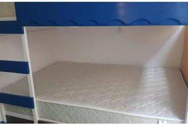 هاستل House Bedroom