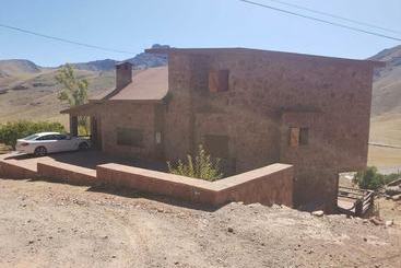 ツーリストアパートメント Chalet Ermitage Oukaimeden