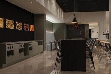 هتل Hampton By Hilton David