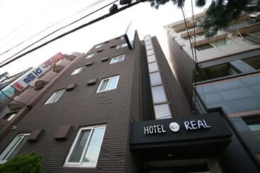 Hotel Real