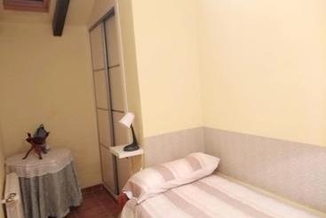 ツーリストアパートメント Charming House In Geria With Terrace