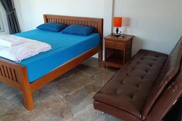 پانسیون Green Mango Resort