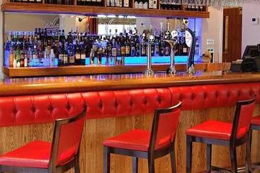 تختخواب و صبحانه Lucarelli Inn