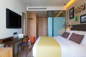 Indigo Larnaca, An Ihg Hotel Adults Only