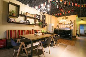 호텔 Tu Qu International Youth Hostel