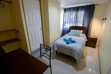 膳宿费 Hostal Beatriz Taltal