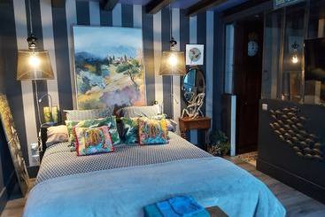 مبيت وإفطار Chambres D Hotes La Maison Diderot