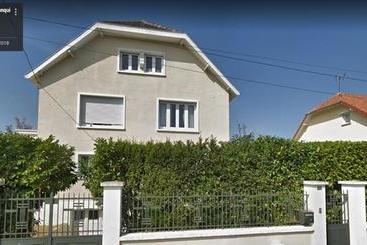 住宿加早餐 Villa Blanqui