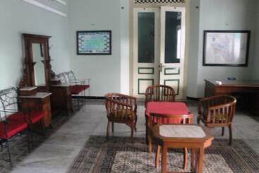 Bed and Breakfast Trio