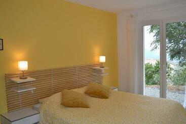 ツーリストアパートメント Delighful Villa In Berlou With Private Swimming Pool