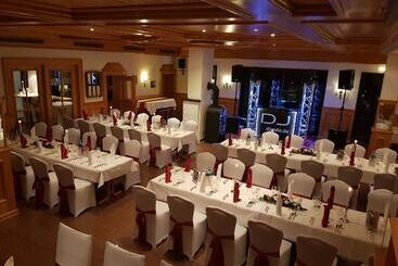 هتل Landhaus Massener Heide