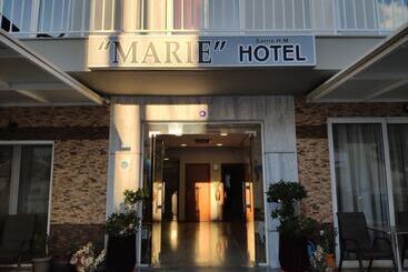 هتل Marie