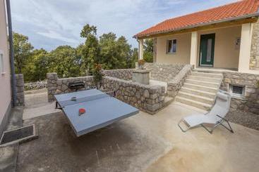 House Elwira
