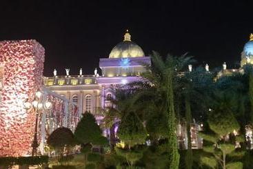 Hukam S Lalit Mahal   Hotel Convention Club