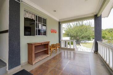 בית מלון כפרי Oyo 90009 Bangi Sri Minang Guesthouse