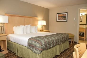 Bar Harbor Villager Motel   Downtown