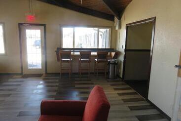 호텔 Americas Best Value Inn Story City