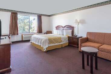 ホテル Days Inn By Wyndham Evanston Wy