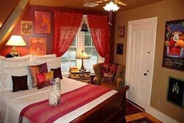 هتل Red Elephant Inn Bed And Breakfast