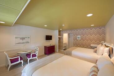 فندق The Lodge On The Cove