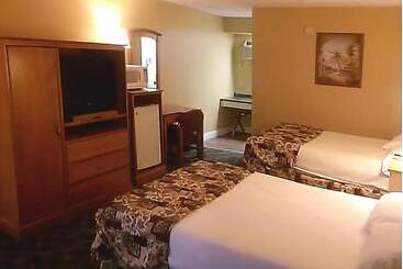 ホテル Wildwood Inn Tropical Dome & Theme Suites