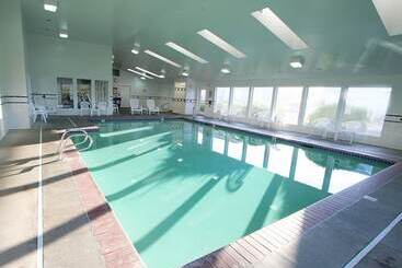 Мотель The Whaler Newport