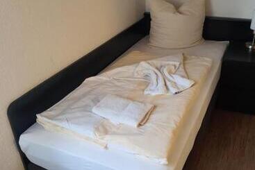 בית מלון כפרי Gasthaus Neue Mühle