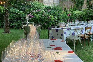 住宿加早餐  Al Torrione