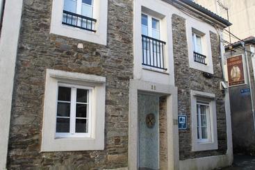 Albergue O Botafumeiro