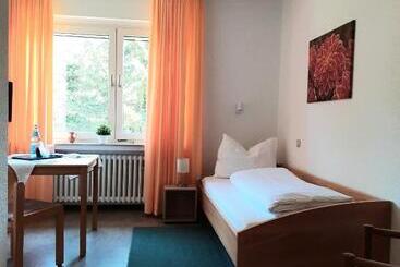 酒店 Gästehaus Bleibergquelle