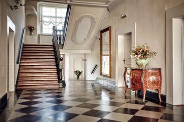 בית מלון כפרי Schloss Freudental
