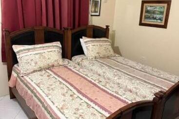 پانسیون Aileen Palm Cove Ja