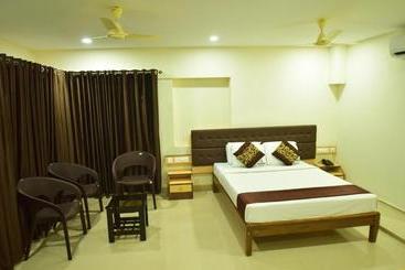 هتل Bhumi Residency