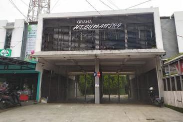 هتل Graha Ht Sumantri Mitra Reddoorz