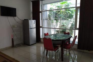 هتل Graha Ht Sumantri Mitra Reddoorz