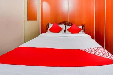 Hotel Oyo 70557 Royal Pride