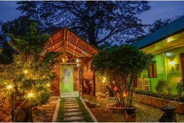 פנסיון Constantino Guest House