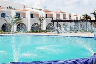 Hotel Costa Caribe Beach & Resort
