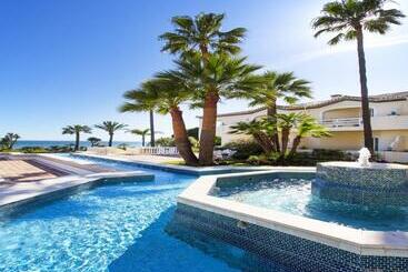 Hotel Las Dunas Grand Luxury