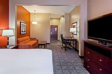 ホテル Comfort Inn & Suites Irving Las Colinas Dfw