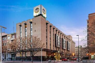 B&b Hotel Zaragoza Los Enlaces Estación