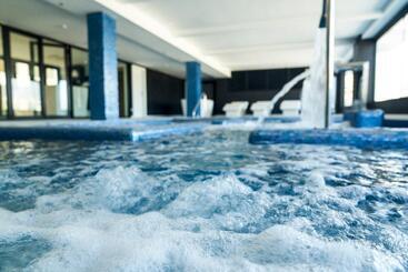 アパートホテル Eurostars Puerto de Ibiza