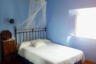 هتل H Casona Selgas De Cudillero