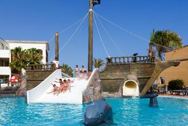 בית מלון כפרי H10 Rubicón Horizons Collection