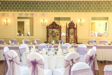 Отель Newby Bridge