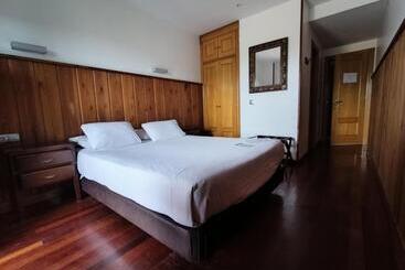 فندق ريفى Rural Cuartamenteru